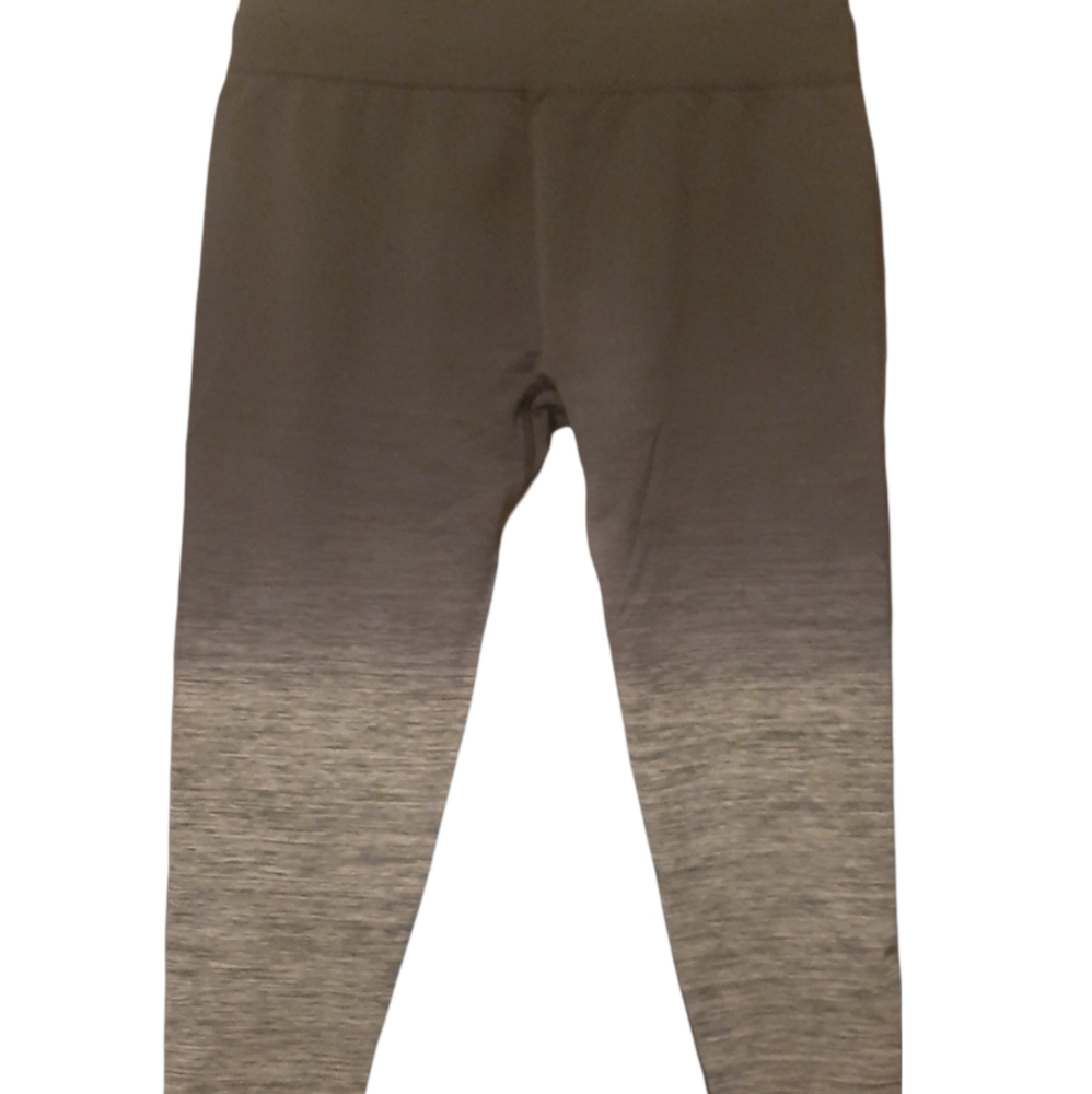 NIP capri leggings yoga pants two tone ombre grey and black small medium petite